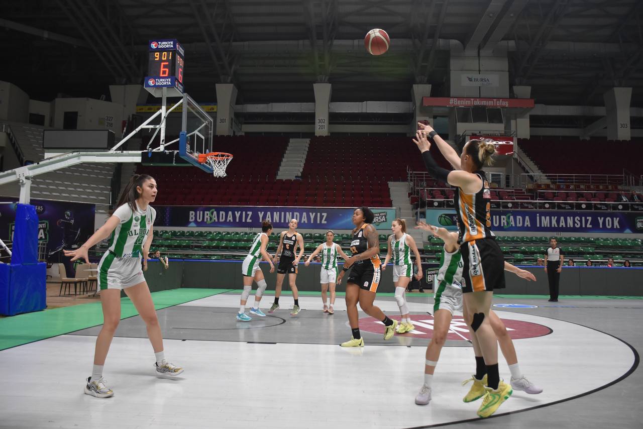 Şampiyon Gürespor, namağlup serisini Bursa’da sürdürdü
