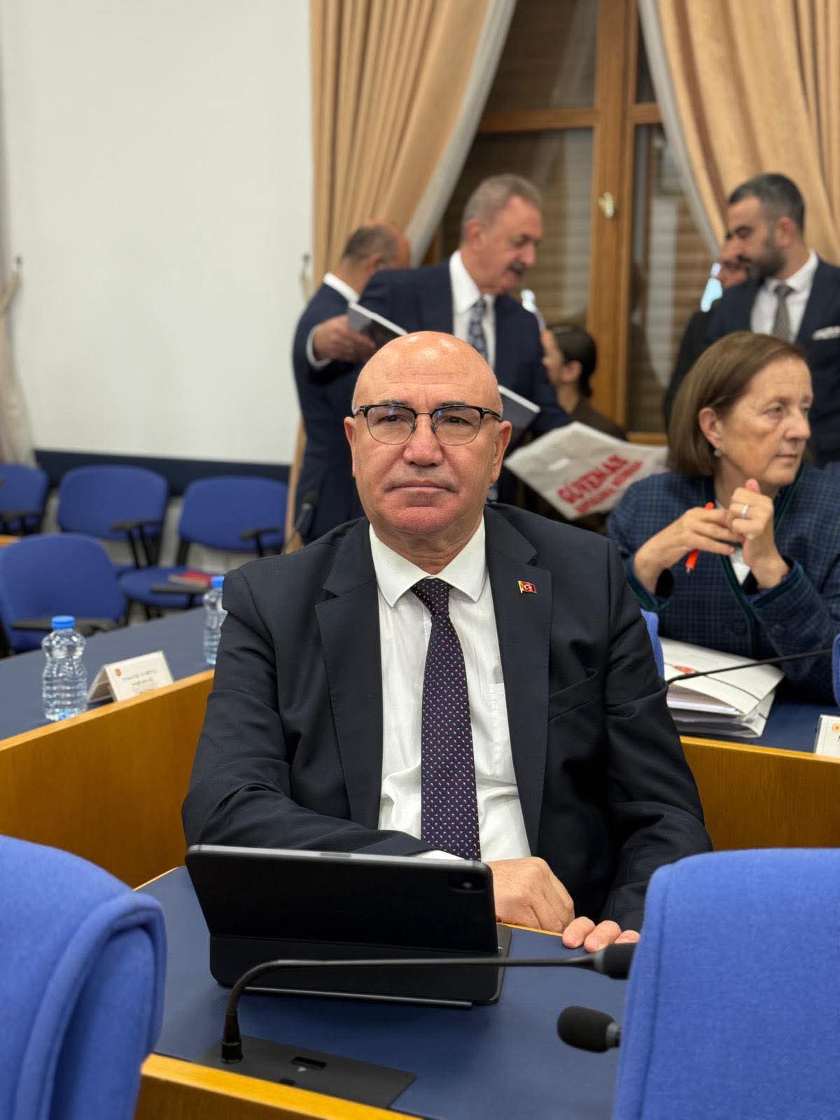 CHP’li Vekil Mahmut Tanal’dan Zeynel Abidin Beyazgül’e Sert Eleştiriler